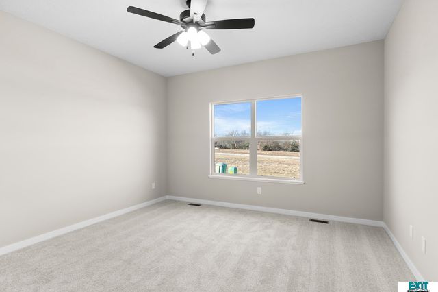 10216 Hascall Circle, Lincoln, NE 68520