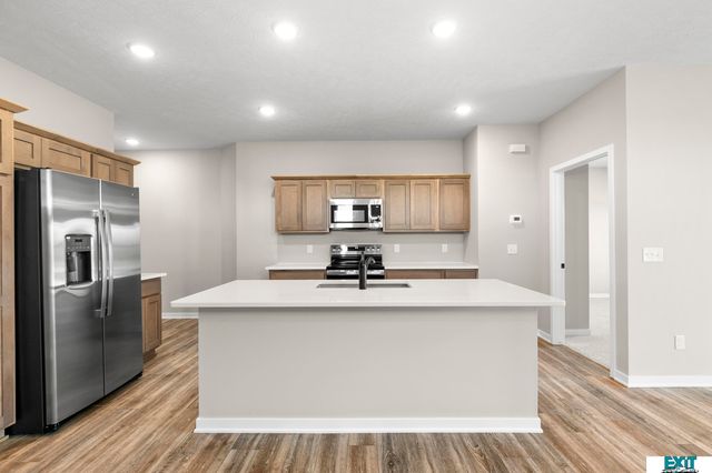 10216 Hascall Circle, Lincoln, NE 68520