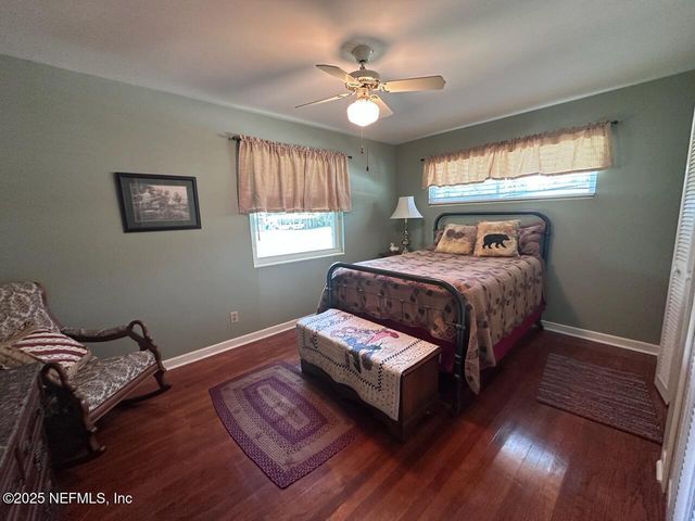 339 SUZANNE Drive, Jacksonville, FL 32218