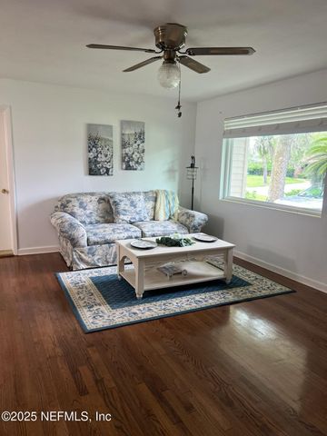 339 SUZANNE Drive, Jacksonville, FL 32218
