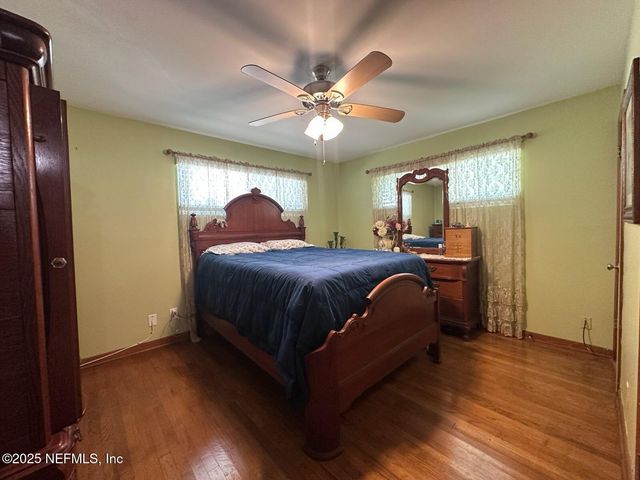 339 SUZANNE Drive, Jacksonville, FL 32218