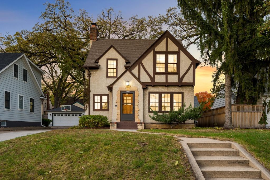 2406 W 54th Street, Minneapolis, MN 55410