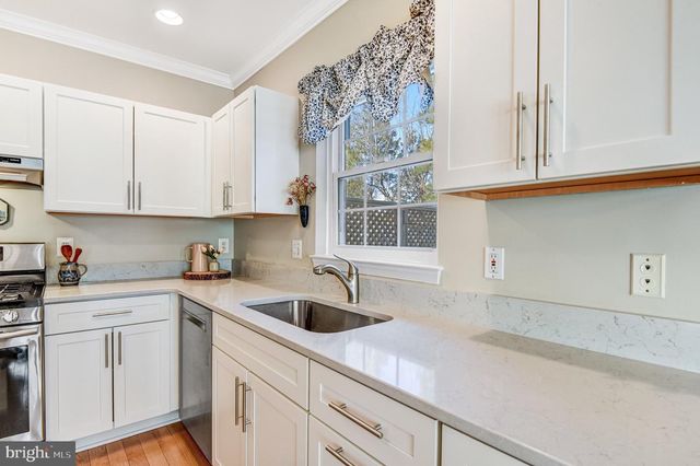 43078 FRANCIS SQ, Chantilly, VA 20152