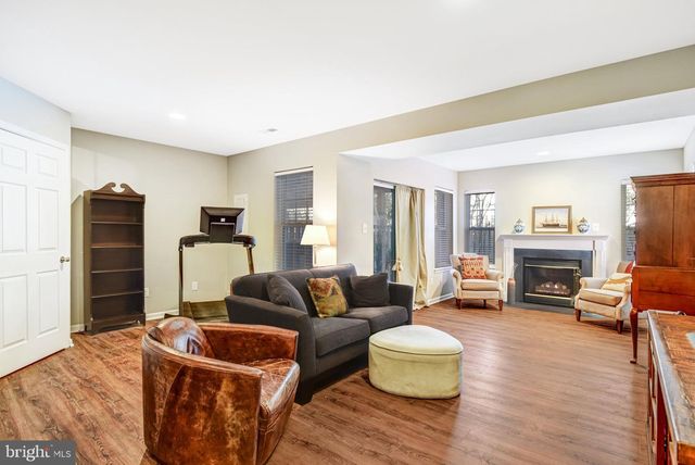 43078 FRANCIS SQ, Chantilly, VA 20152