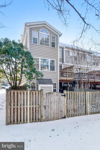 43078 FRANCIS SQ, Chantilly, VA 20152