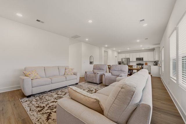 115 Model Ct, Columbia, TN 38401