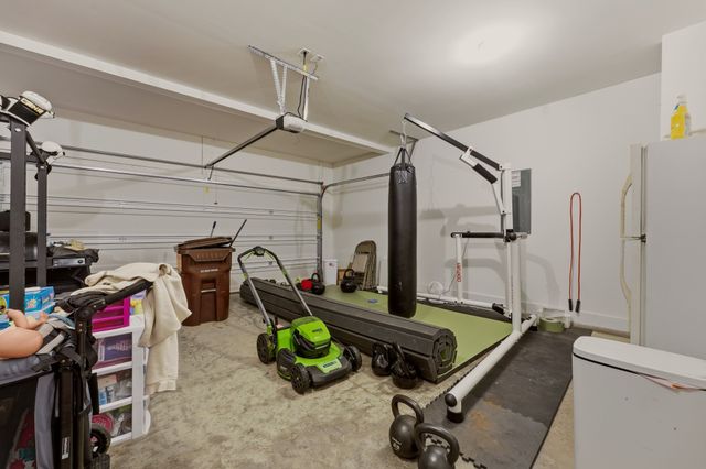 115 Model Ct, Columbia, TN 38401