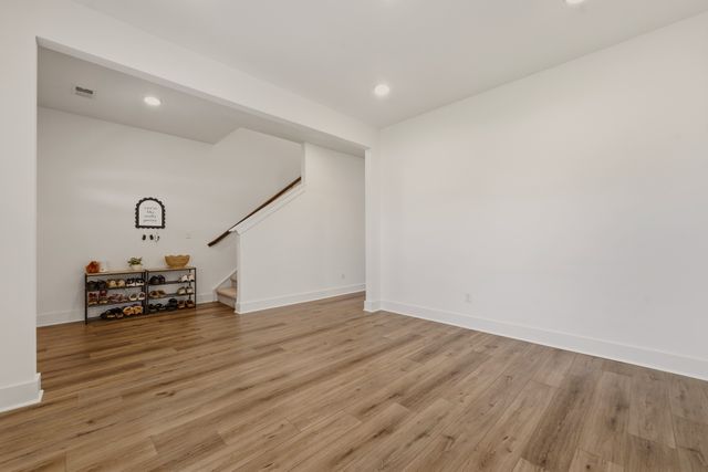 115 Model Ct, Columbia, TN 38401