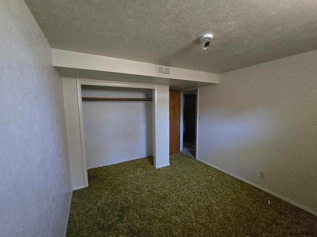 721 ARAPAHO ST, Cheyenne, WY 82009