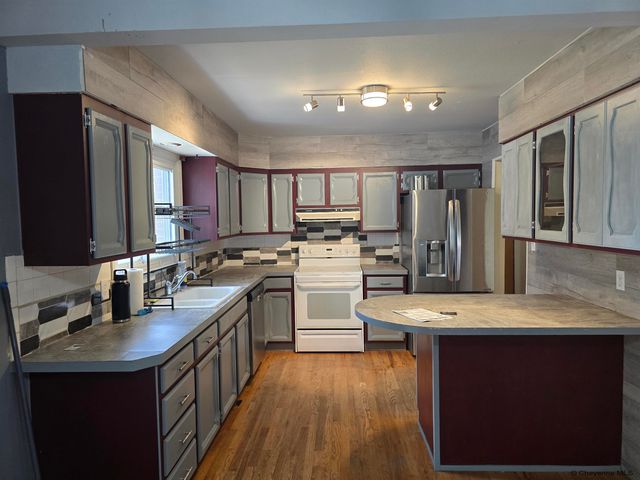 721 ARAPAHO ST, Cheyenne, WY 82009