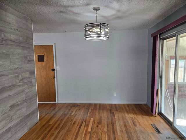 721 ARAPAHO ST, Cheyenne, WY 82009