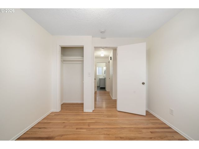 14229 Se TAYLOR Ct, Portland, OR 97233