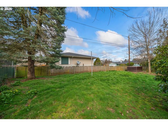 14229 Se TAYLOR Ct, Portland, OR 97233