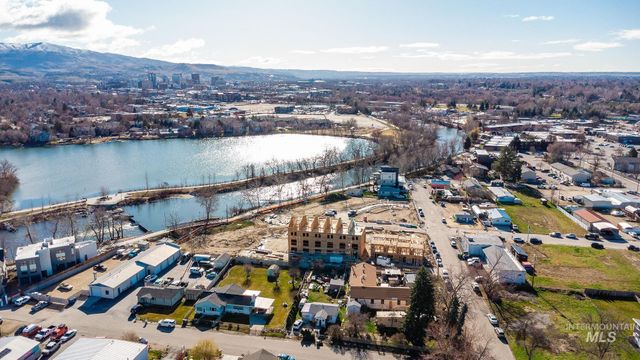 301 & 307 E 35th St, Garden City, ID 83714