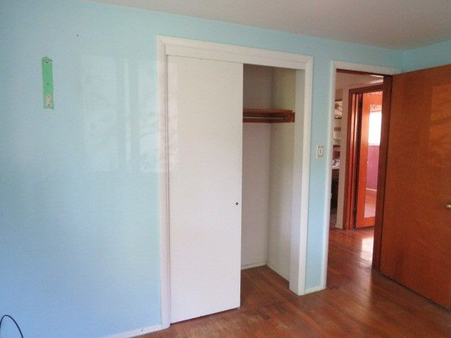 429 Woodrift Ln, Pleasant Hills, PA 15236