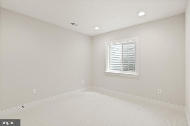 1212 DRAKE ST SW, Vienna, VA 22180