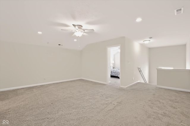 6641 Red Barn Drive, Whitestown, IN 46075