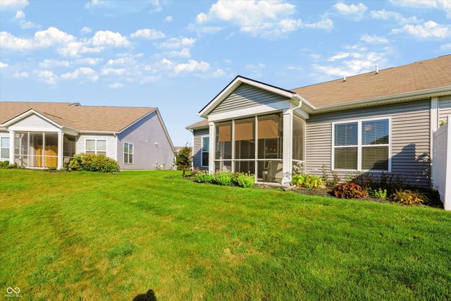 6641 Red Barn Drive, Whitestown, IN 46075