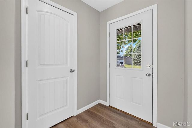 231 Laurelwood Drive, St Peters, MO 63376