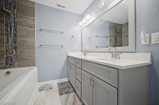 7 Cavalier RD, Hampton, VA 23669