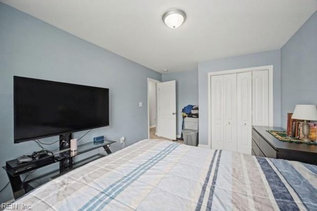 7 Cavalier RD, Hampton, VA 23669