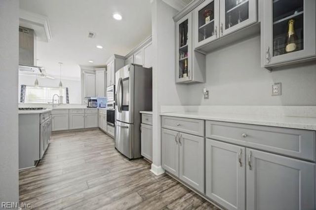 7 Cavalier RD, Hampton, VA 23669