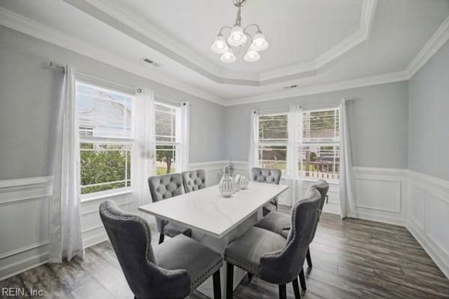 7 Cavalier RD, Hampton, VA 23669