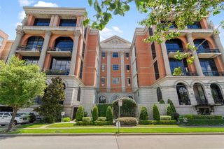 1025 S Shepherd Drive, Houston, TX 77019