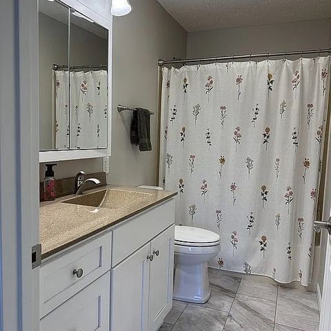 214 Revere Court NE, Cedar Rapids, IA 52402
