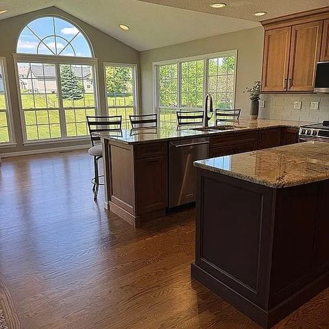 214 Revere Court NE, Cedar Rapids, IA 52402