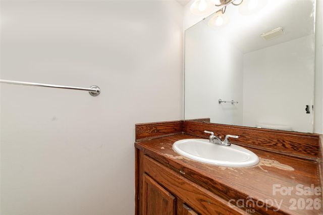 606 N Graham Street, Charlotte, NC 28202