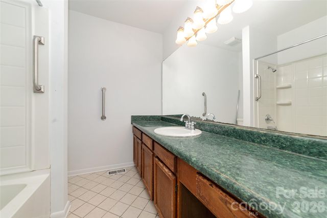 606 N Graham Street, Charlotte, NC 28202