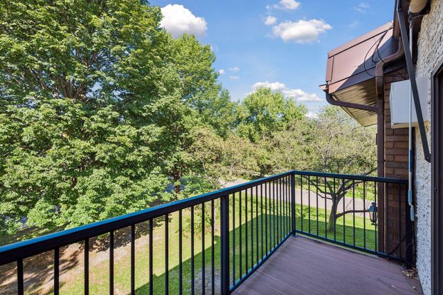 7310 York Avenue S 211-4, Edina, MN 55435