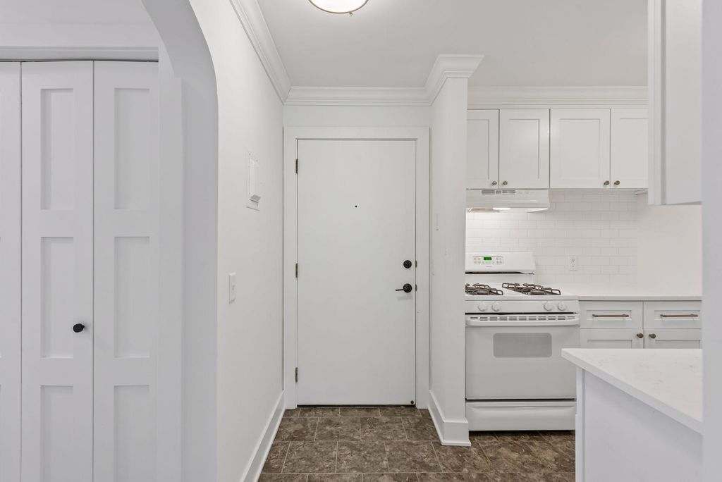 7310 York Avenue S 211-4, Edina, MN 55435 — photo 2