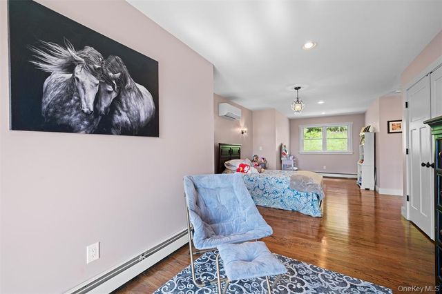 535 County Route 22, Middletown, NY 10940