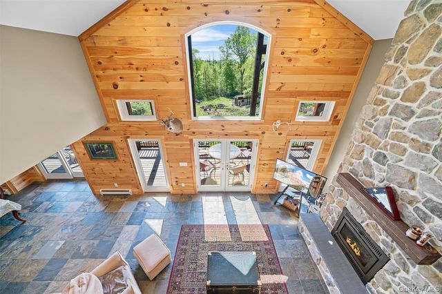 535 County Route 22, Middletown, NY 10940