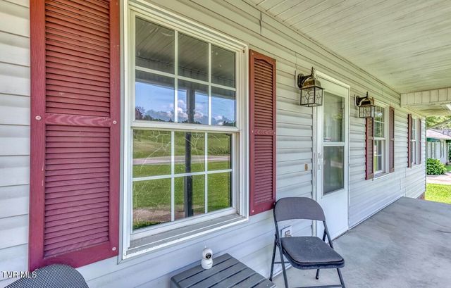 758 Old Stage Road, Church Hill, TN 37642