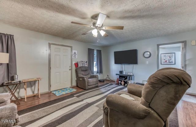 758 Old Stage Road, Church Hill, TN 37642