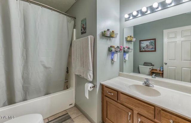 758 Old Stage Road, Church Hill, TN 37642