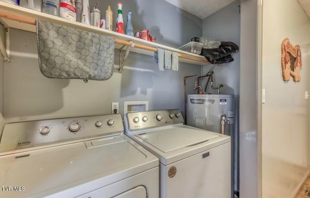 758 Old Stage Road, Church Hill, TN 37642