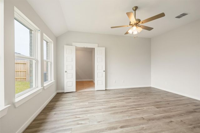 416 Fields Forest Lane, Dayton, TX 77535