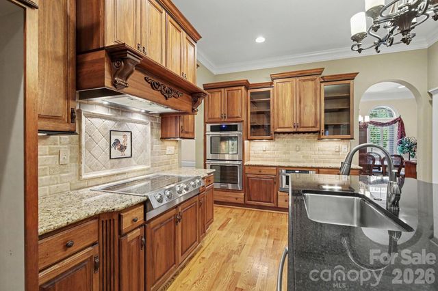 314 W Glenview Drive, Salisbury, NC 28147