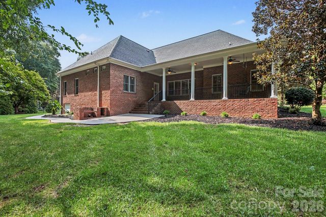 314 W Glenview Drive, Salisbury, NC 28147