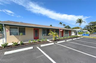 403 NW 25th St 5, Wilton Manors, FL 33311