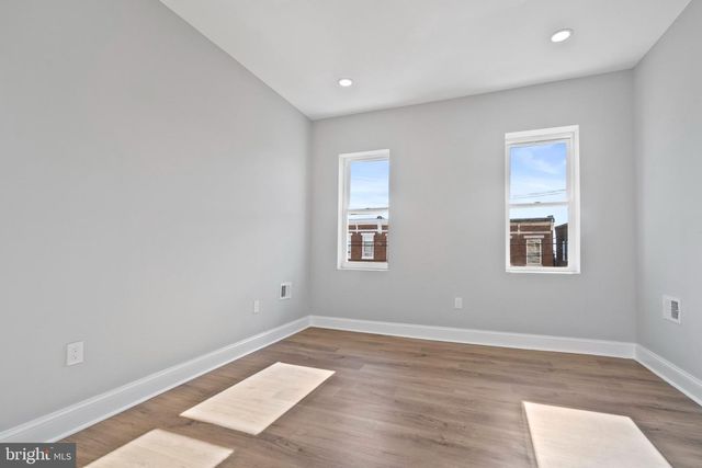 2640 E OLIVER ST, Baltimore, MD 21213