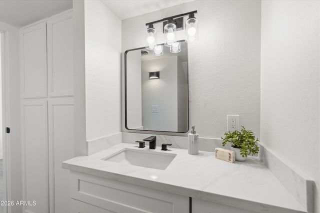 4620 N 68TH Street 116, Scottsdale, AZ 85251