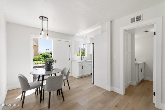 4620 N 68TH Street 116, Scottsdale, AZ 85251