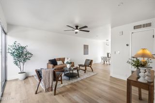 4620 N 68TH Street 116, Scottsdale, AZ 85251