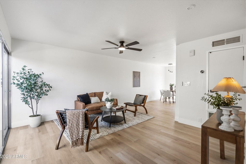 4620 N 68TH Street 116, Scottsdale, AZ 85251