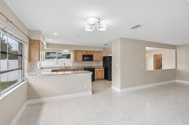 563 EASTVIEW ROAD, Largo, FL 33770